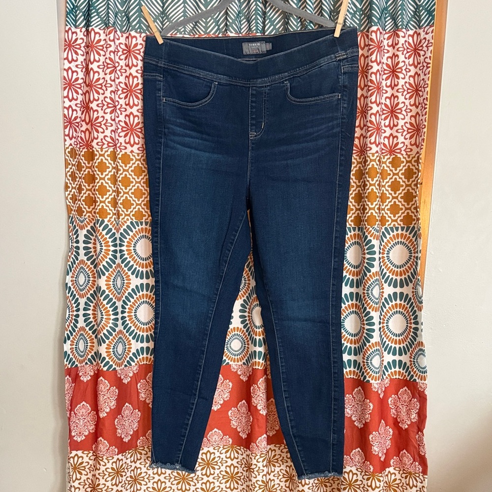 Torrid Lean Jean Jeggings Sz 1R